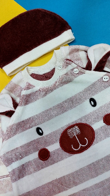 سرهمی جورابدار همراه با کلاه