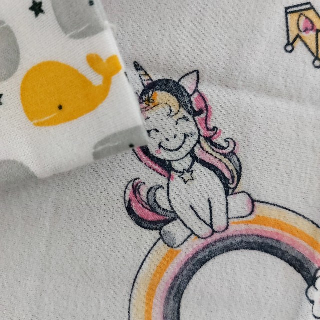 دستمال خشک کن نوزاد