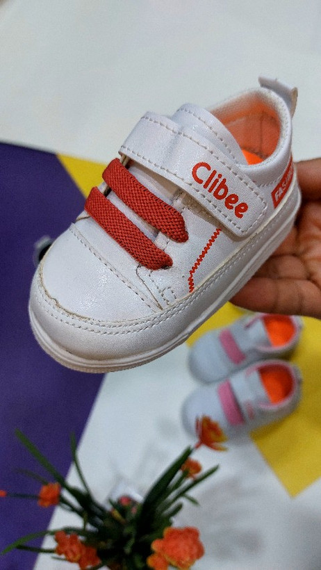 کفش سوتی بچگانه