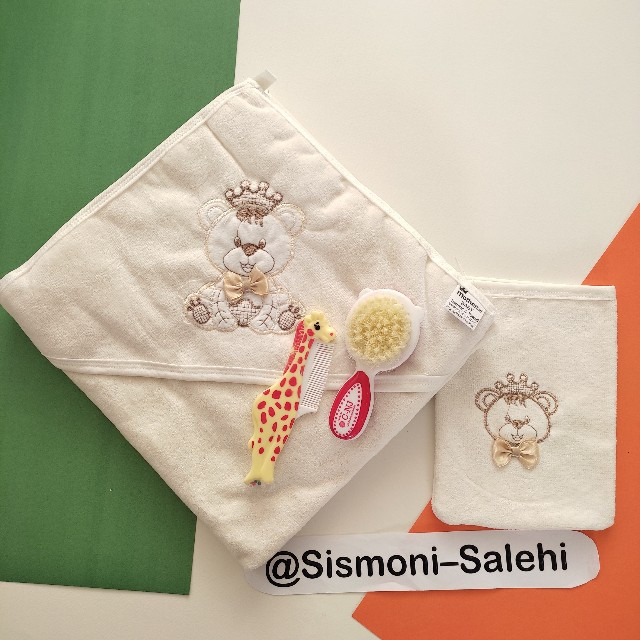 حوله کلاهدار حمام نوزاد