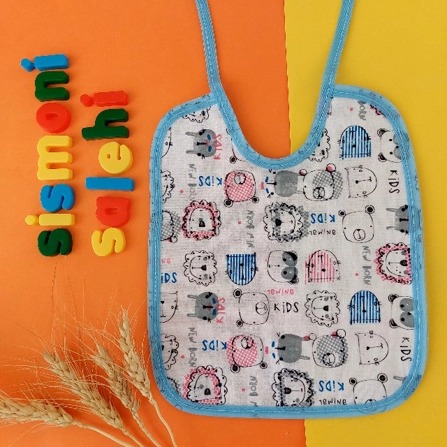 پیش بند نوزاد
