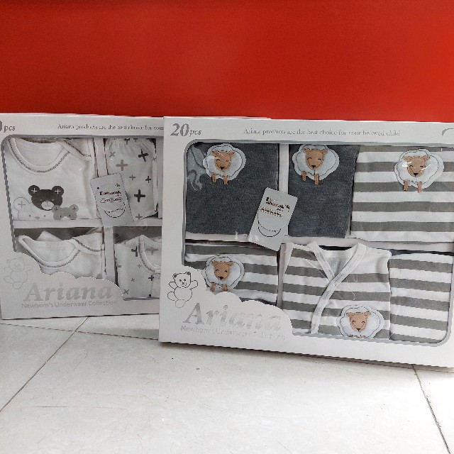 ست لباس نوزادی