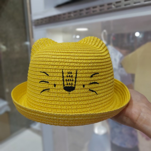 کلاه حصیری بچگانه