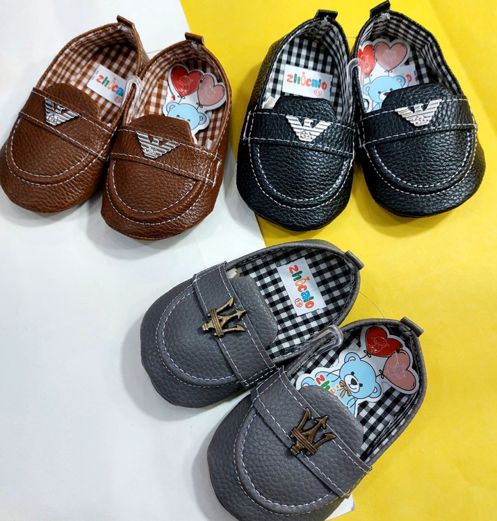 پاپوش کالج نوزادی