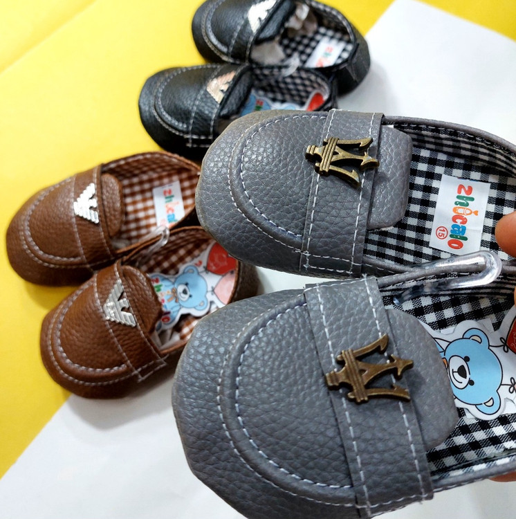 پاپوش نوزاد