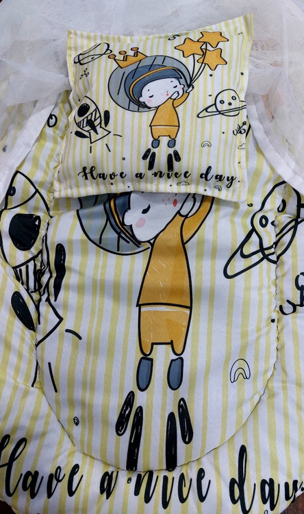 پشه بند تشکدار به همراه بالش