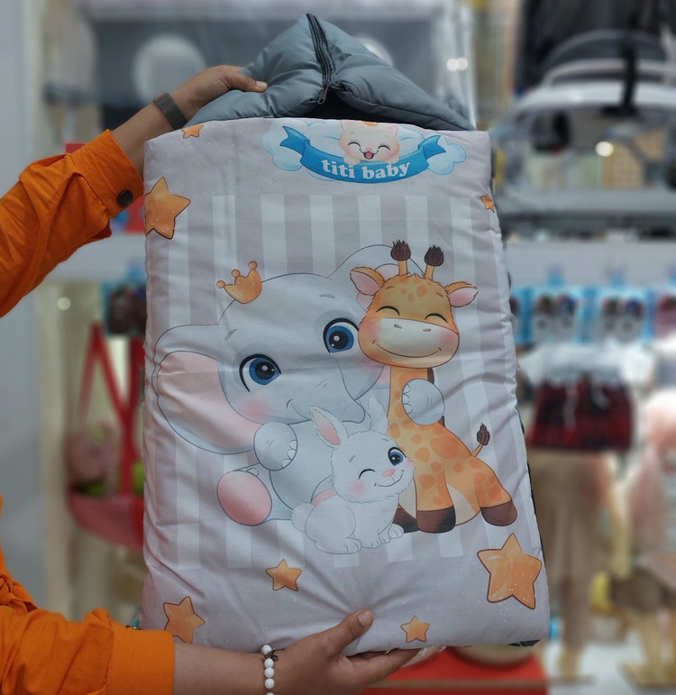 قنداق کردن نوزاد