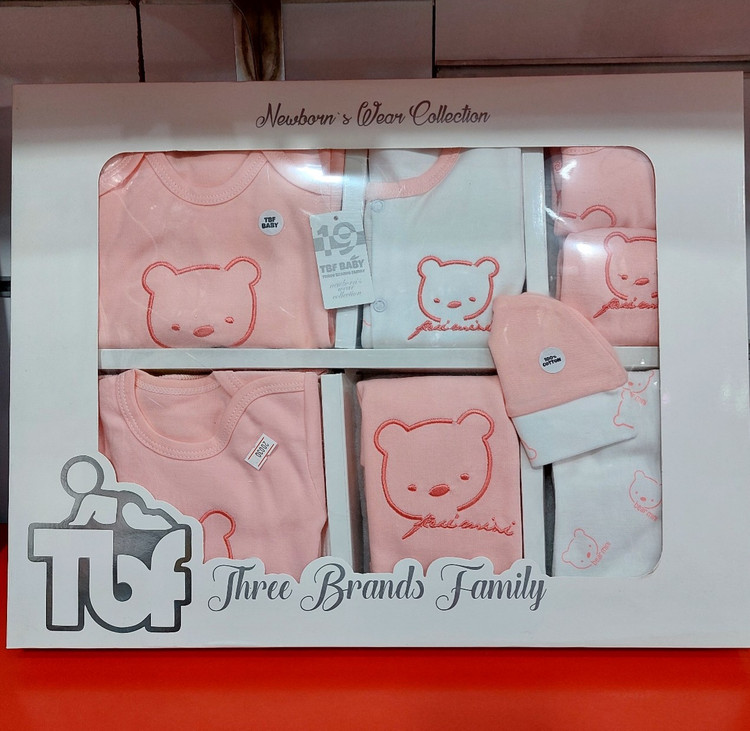 ست ۱۹ تکه لباس نوزاد