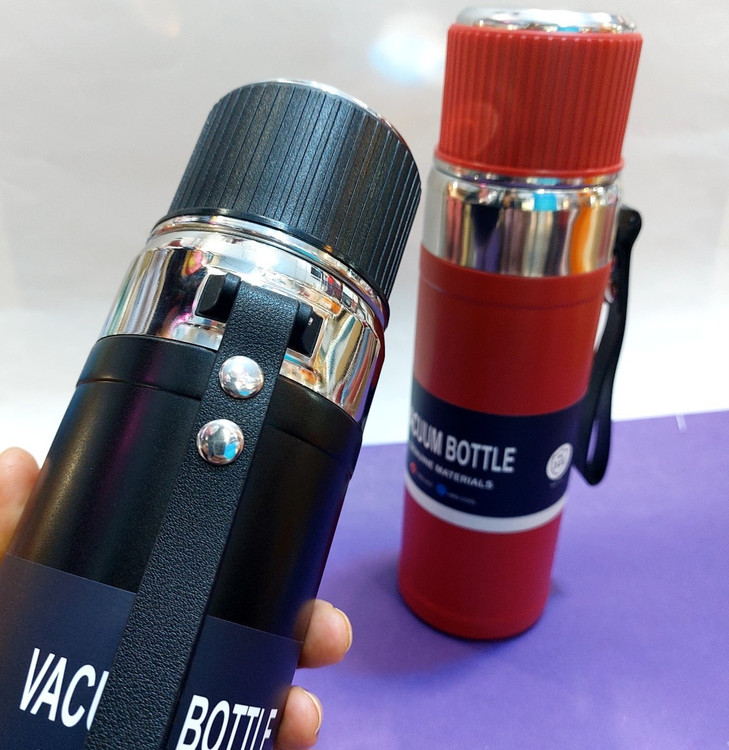 فلاسک آب جوش