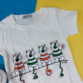 بلوز سفید بچگانه