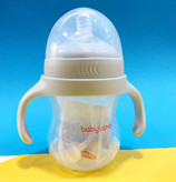 شیرخوری نوزاد