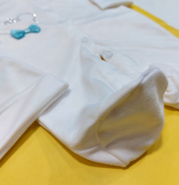 سرهمی جورابدار نوزادی