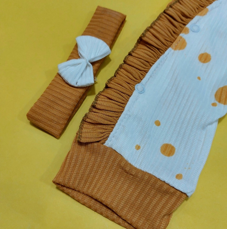 سرهمی نوزاد دختر