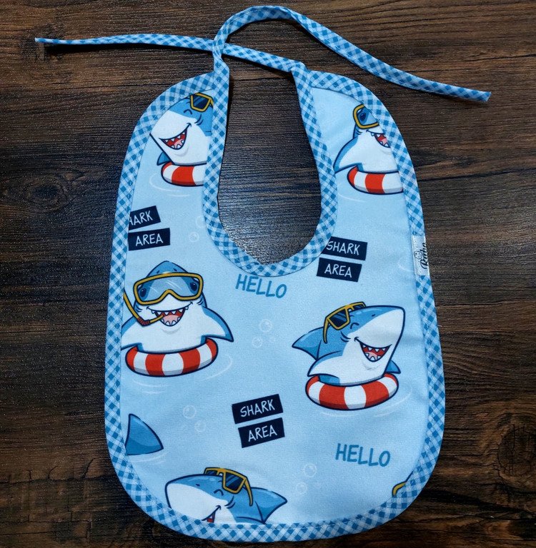 پیش بند طرحدار نوزاد