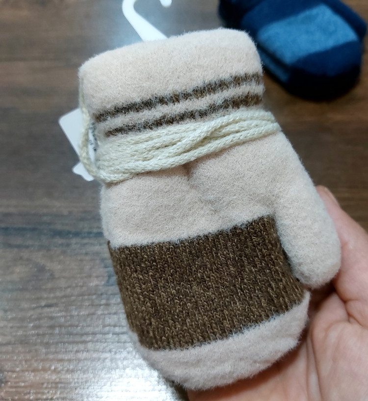 دستکش بافت بچگانه