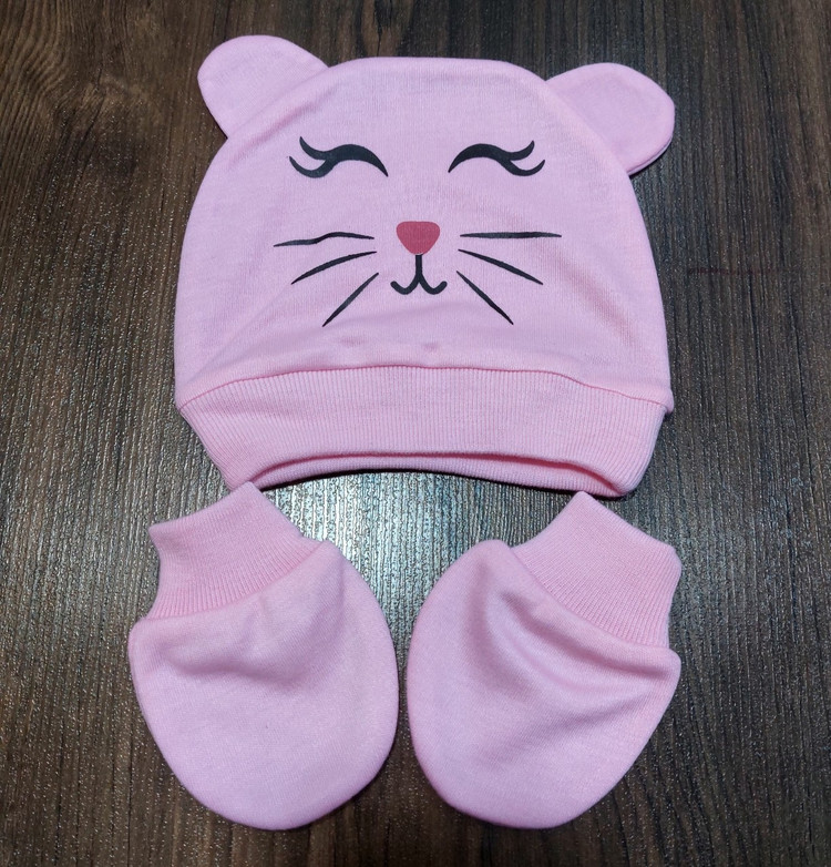 کلاه نخی نوزاد