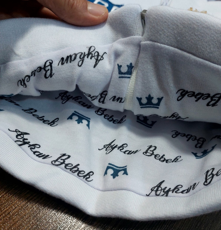 لباس گرم بچگانه