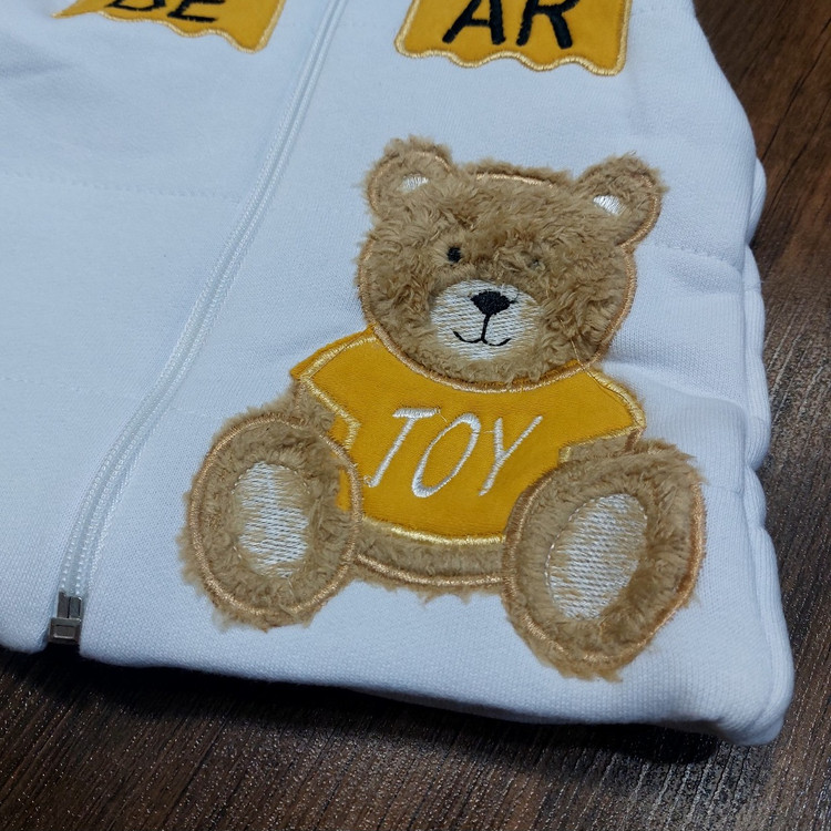 کاپشن بچگانه