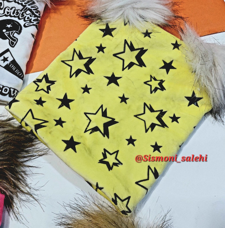 کلاه مخمل پوم پوم