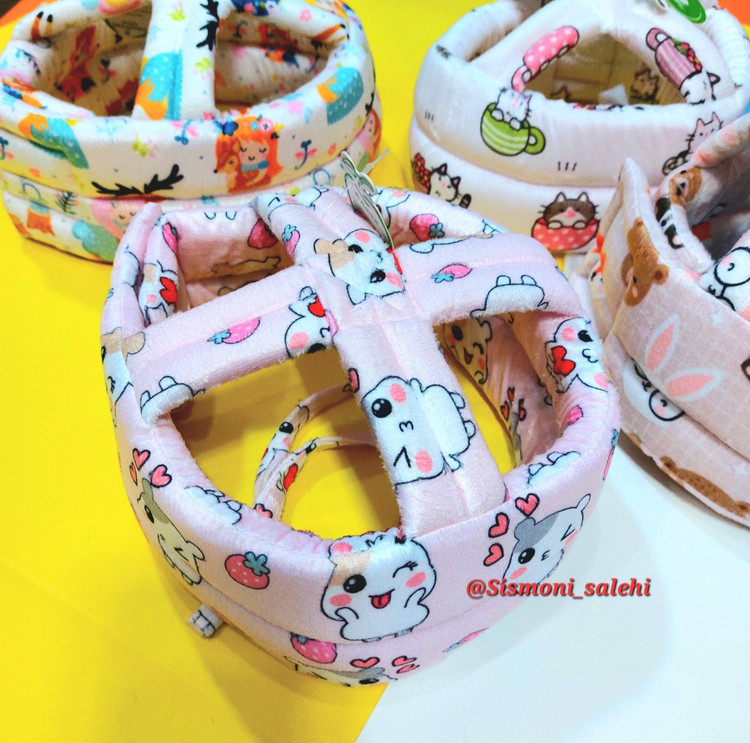 کلاه محافظ سر نوزاد