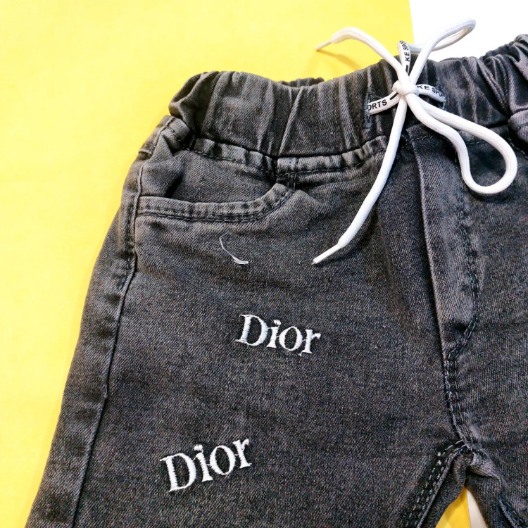 شلوار جین بچگانه