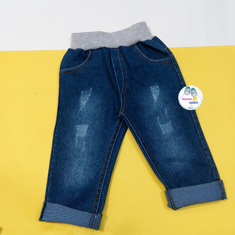 شلوار لی بچگانه