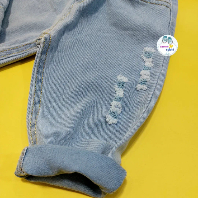 شلوار لی بچگانه