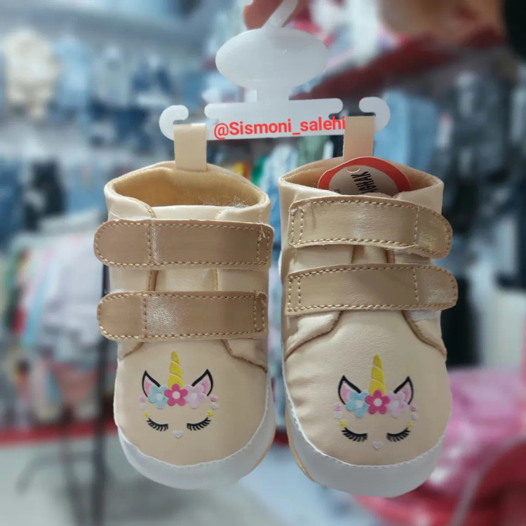 پاپوش بچگانه