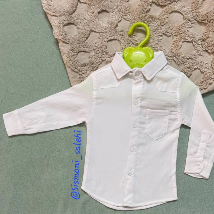 بلوز سفید بچگانه