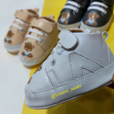 پاپوش نوزادی