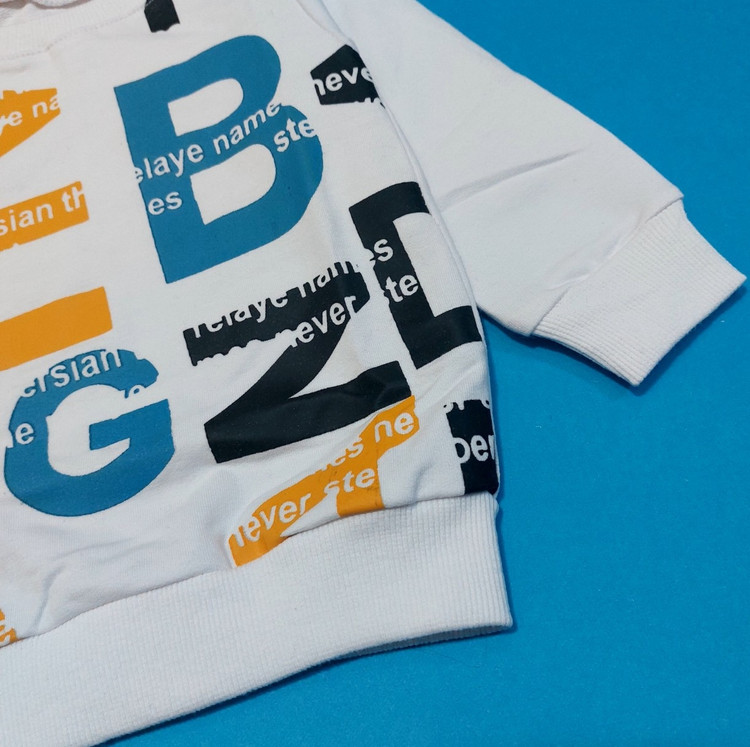 بلوز سفید بچگانه