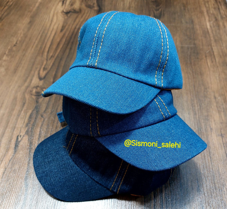 کلاه جین لبه دار
