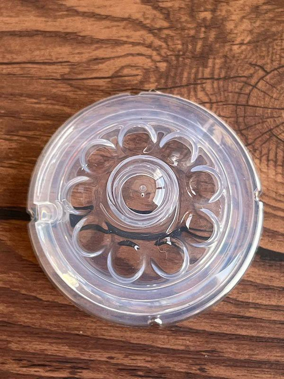 سر شیشه گلبرگ کولیک ایز حالت سینه مادر