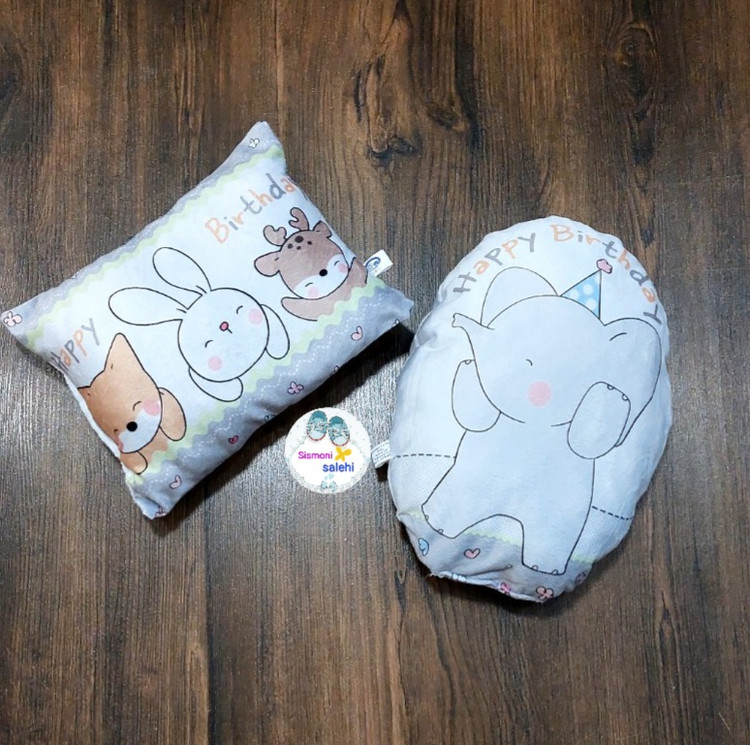 بالش و کوسن نوزاد