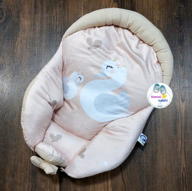 آغوشی مخمل نوزاد