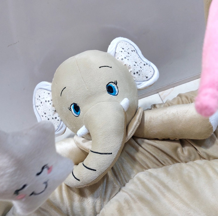 تشک بازی طرح فیل نوزاد