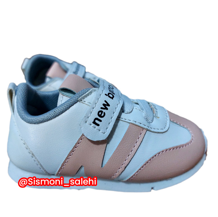 کفش سوتی بچگانه