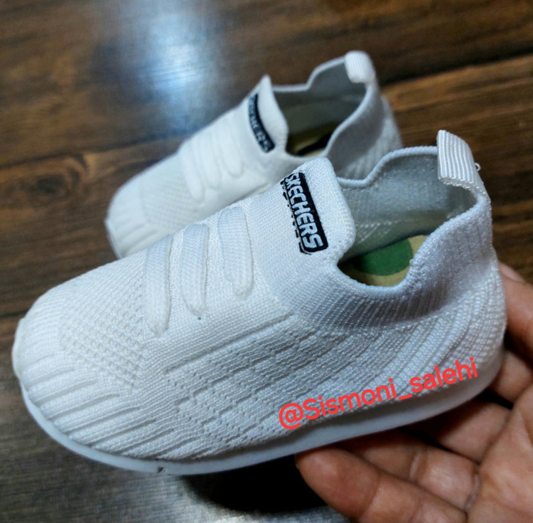 اسکیچرز بچگانه