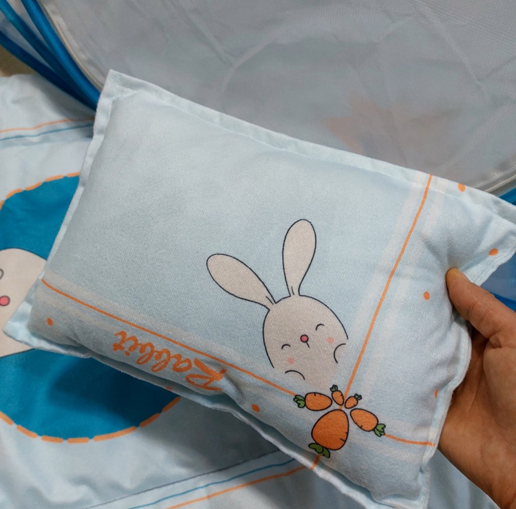 تشک و بالش مخمل