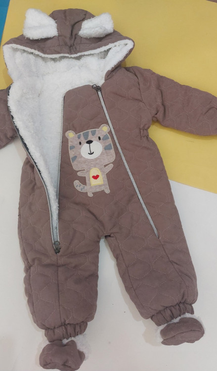 کاپشن بچگانه